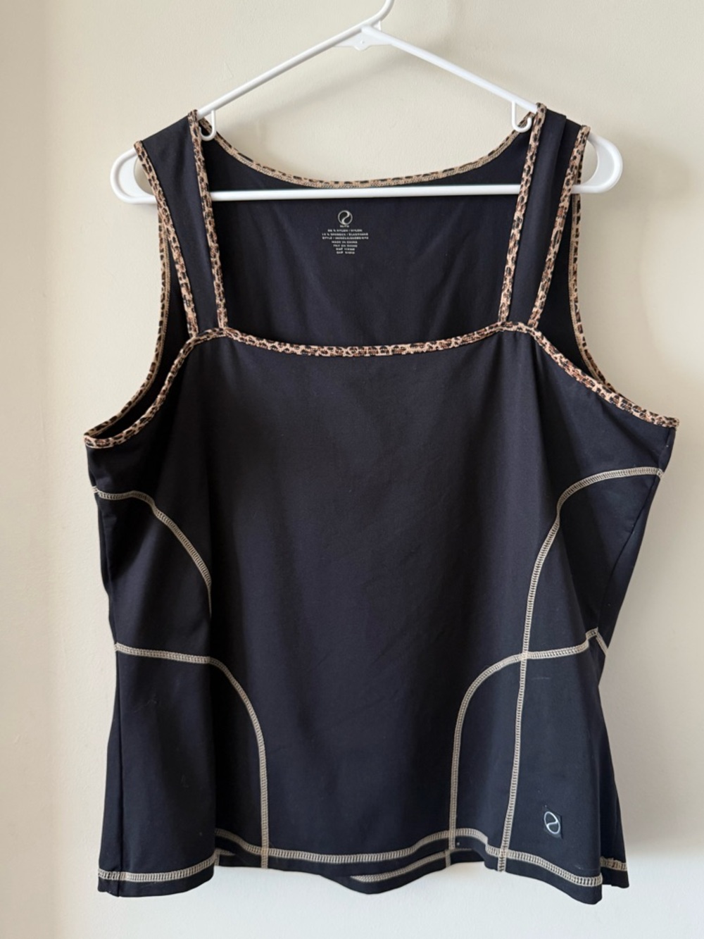 Je Suis Lavable Active Tank With Leopard Contrast Stitch